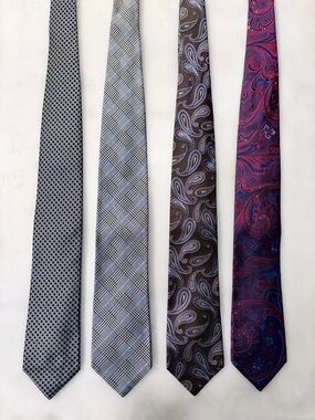 Lot 4 Daniel Cremieux Silk Ties 3.5” Paisley Geometric Blue Red